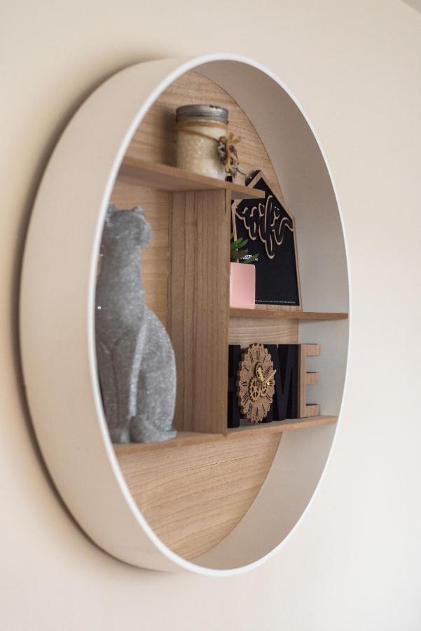 Elegant 2 Bedroom City Centre Apartment - Free Parking - Private Balcony Edinburgh Luaran gambar